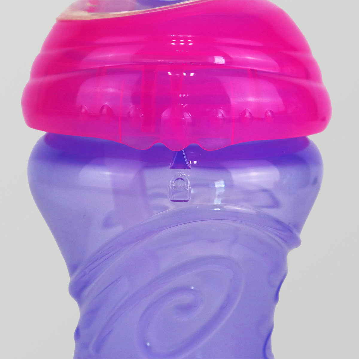 Vaso Nuby con Tapa y Popote para Niños, Color Morado.